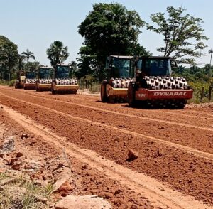 Imagem da notícia - Governo do Estado constrói estrada para interligar sede de Coari à comunidade de Itapéua