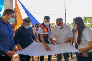 Imagem da notícia - Em viagem a Borba, Wilson Lima acompanha obras do Centro de Convivência do Idoso na cidade