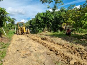 Imagem da notícia - Governo do Amazonas inicia pavimentação do sistema viário da Comunidade de São Domingos, em Novo Airão