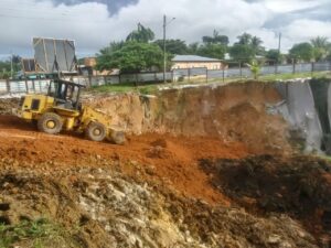 Imagem da notícia - Governo do Amazonas avança na recuperação da orla de Japurá