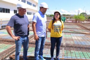 Imagem da notícia - Wilson Lima vistoria obra de construção do primeiro Hospital Público Veterinário do Amazonas