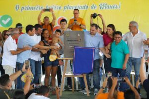 Imagem da notícia - Em Maués, governador Wilson Lima inaugura loteamento na estrada do Guaranatuba