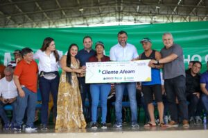 Imagem da notícia - Em Borba, Wilson Lima entrega investimentos de R$ 34 milhões, incluindo pavimentação do Ramal do Mapiá