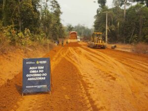 Imagem da notícia - No Careiro Castanho, Governo do Amazonas está executando obra de pavimentação no ramal do Maçarico